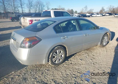 2010 Nissan Altima 2.5 S z USA, uszkodzony, nr VIN 1N4AL2AP1AC193817